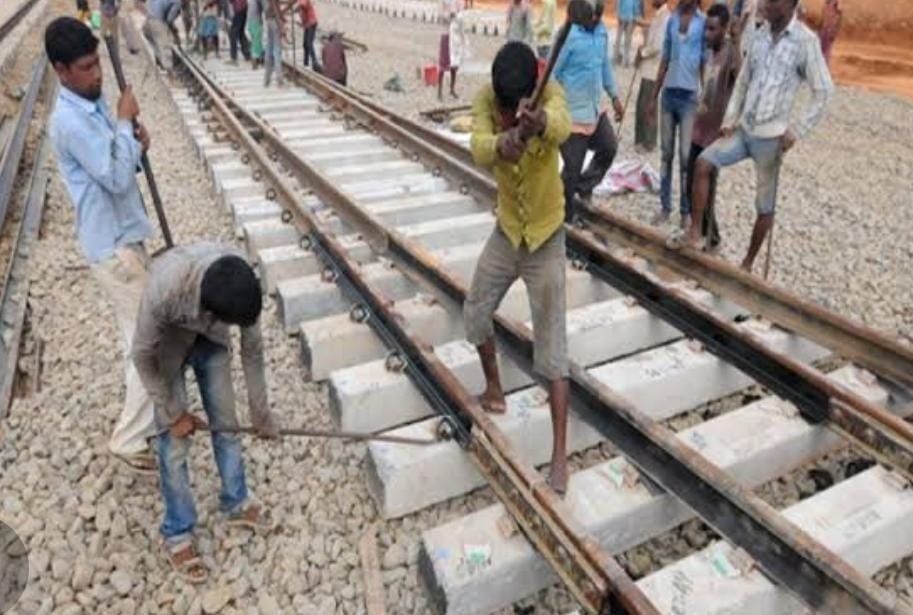 दुर्ग-खरसिया नई रेल लाइन प्रोजेक्ट से बलौदा बाजार और नया रायपुर से लगे गांव तक पहुंचेगी “खुशहाली”