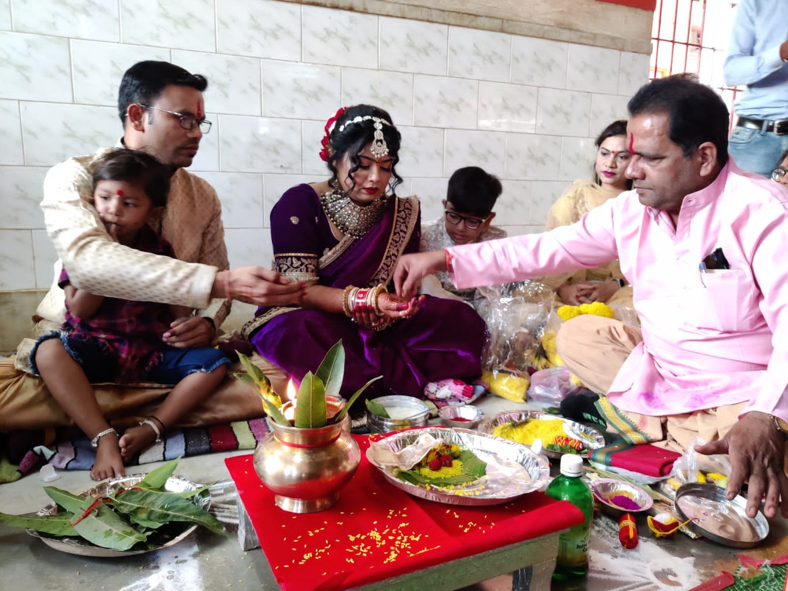 पूर्व सांसद चंदूलाल ने बहू को बेटी की तरह किया विदा, पुत्र की मृत्यु के बाद बहू का कराया पुनर्विवाह