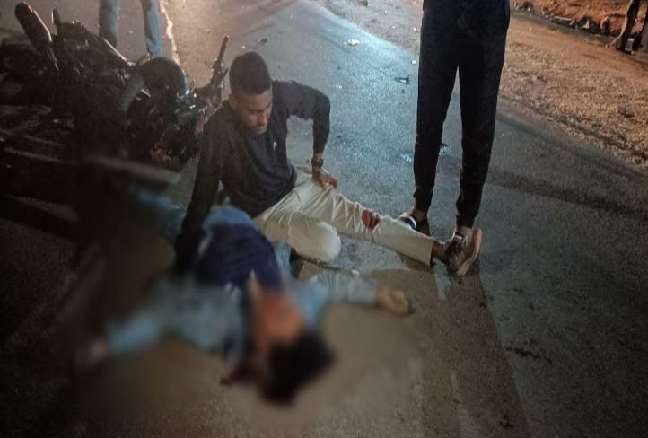 दुर्ग संभाग में दर्दनाक सड़क हादसा, तेज रफ्तार दो बाइक में आमने-सामने भिड़ंत, तीन युवकों की मौत