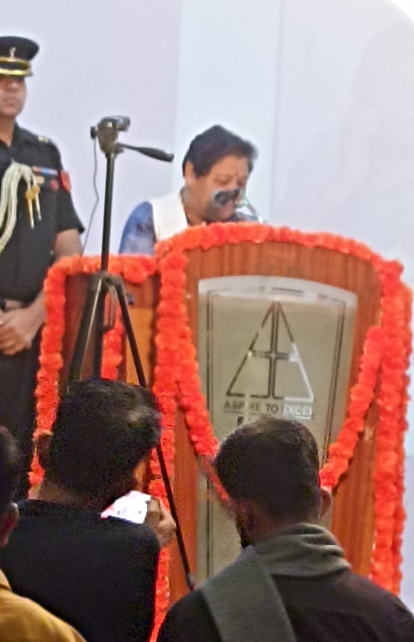 ” राजनीति जितनी आसान दिखती है उतनी आसान है नहीं” दुर्ग पहुंची राज्यपाल ने लोगों से शेयर किया राजनीतिक जीवन