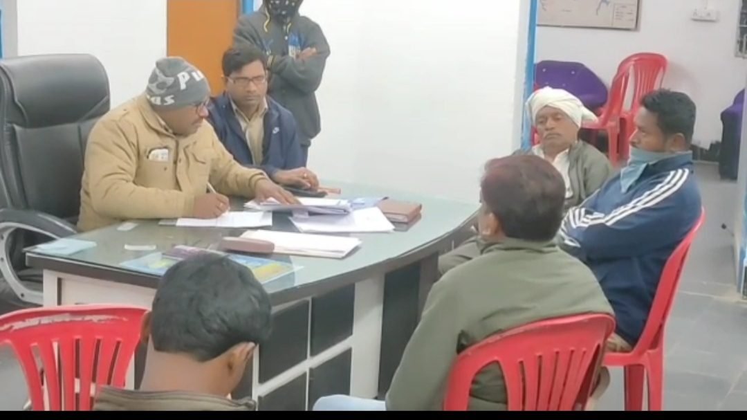 छत्तीसगढ़ की खबर : शराबी शिक्षक ने की शिक्षक पत्नी की हत्या, थाने पहुंच किया समर्पण