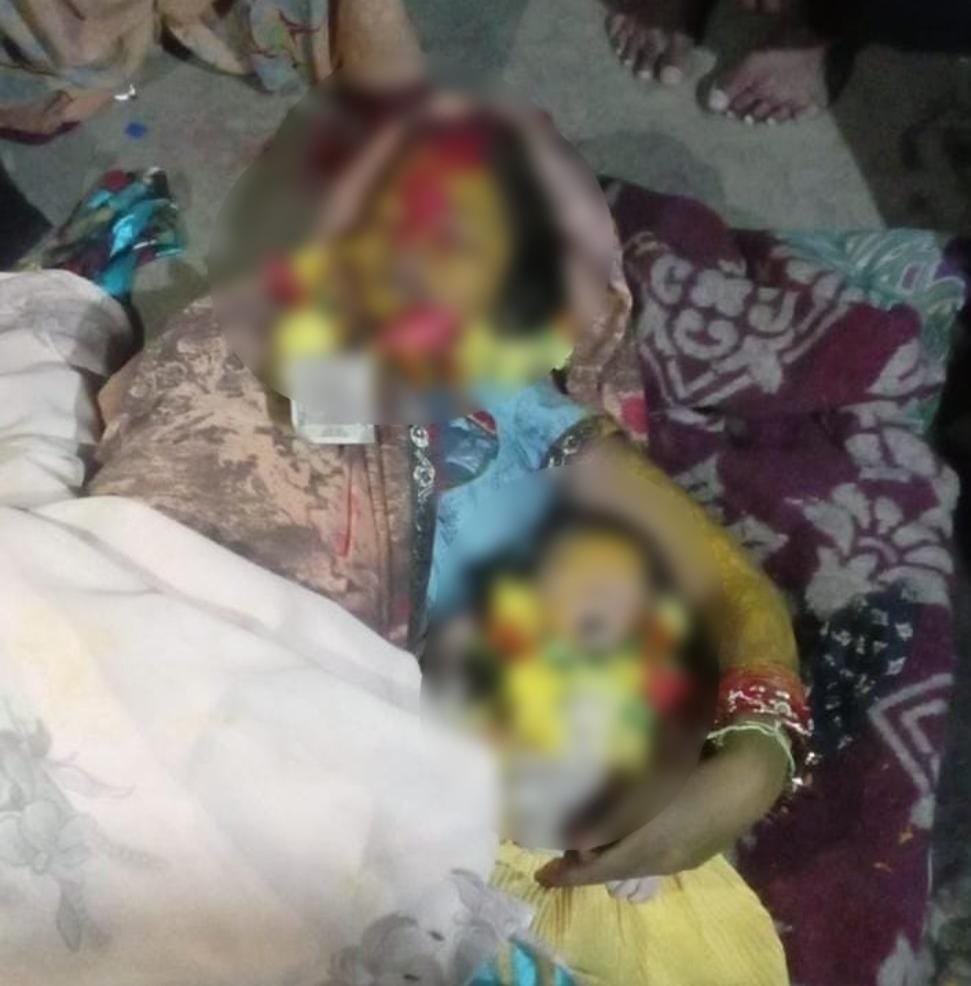 <em>छत्तीसगढ़ के इस जिले में प्रसव के दौरान लापरवाही का आरोप, मां और नवजात की हुई मौत</em> 🛑 <em>परिजनों का हंगामा – कहा “जान ले लिया रेssssssss</em>