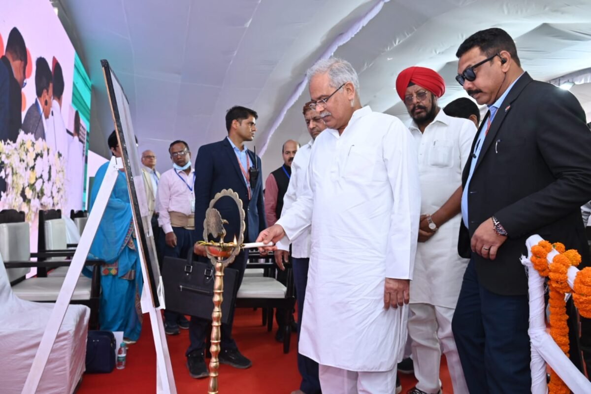 <em>मिलेट्स शामिल किए जाएं मध्यान्ह भोजन कार्यक्रम में : मुख्यमंत्री</em>, <em>बच्चों को मिलेगा पोषण, मिलेट्स की बढ़ेगी खपत, किसानों को होगा फायदा</em>
