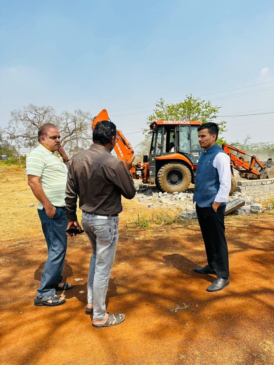 <em>BREAKING NEWS : दुर्ग के बोरसी, हनोदा रोड, मीनाक्षी नगर में अवैध प्लाटिंग 🛑 SDM पहुंचे मौके पर 🛑 की गई कार्रवाई</em> <em>BREAKING NEWS : दुर्ग के बोरसी, हनोदा रोड, मीनाक्षी नगर में अवैध प्लाटिंग 🛑 SDM पहुंचे मौके पर 🛑 की गई कार्रवाई</em>