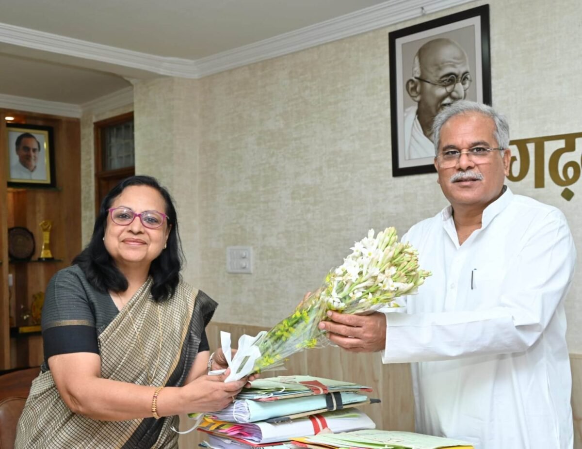 <em>हेमचंद यादव विश्वविद्यालय की कुलपति ने मुख्यमंत्री से की सौजन्य मुलाकात, प्रथम दीक्षांत समारोह में शामिल होने दिया आमंत्रण</em> <em>हेमचंद यादव विश्वविद्यालय की कुलपति ने मुख्यमंत्री से की सौजन्य मुलाकात, प्रथम दीक्षांत समारोह में शामिल होने दिया आमंत्रण</em>