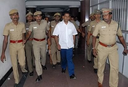 <em>ED Raid: लॉटरी किंग सेंटियागो मार्टिन से जुड़ी 457 करोड़ की संपत्ति जब्त, ईडी ने PMLA के तहत की कार्रवाई</em>