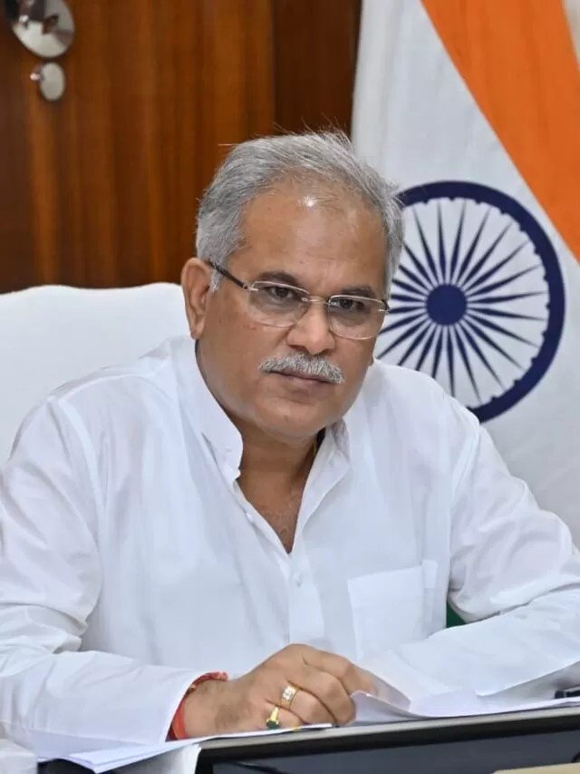 “भू-अधिकार एवं ऋण पुस्तिका या किसान किताब” का बदलेगा नाम , नया नाम भेजने सरकार का आम जनता से आह्वान, प्रथम स्थान प्राप्त करने वाले प्रतिभागी को एक लाख का पुरस्कार, 30 जून तक प्रस्ताव आमंत्रित, पांच दशक बाद भूपेश सरकार का प्रयास “भू-अधिकार एवं ऋण पुस्तिका या किसान किताब” का बदलेगा नाम , नया नाम भेजने सरकार का आम जनता से आह्वान, प्रथम स्थान प्राप्त करने वाले प्रतिभागी को एक लाख का पुरस्कार, 30 जून तक प्रस्ताव आमंत्रित, पांच दशक बाद भूपेश सरकार का प्रयास