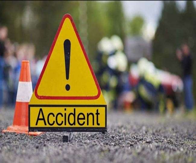 भिलाई टाउनशिप में बाईक ने मासूम को मारी ठोकर 🛑 पैर की हड्डी टूटी, कमर व चेहरे में भी गंभीर चोट 🟢 शंकराचार्य मेडिकल कॉलेज में उपचार जारी