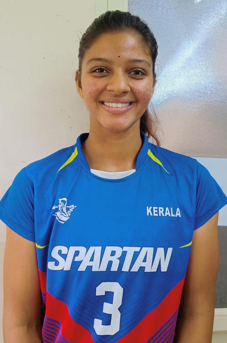 <em>भिलाई की आकांक्षा बनाफर सीनियर इंडियन वॉलीबॉल कैंप में शामिल होने वाली छत्तीसगढ़ की पहली महिला खिलाड़ी</em>