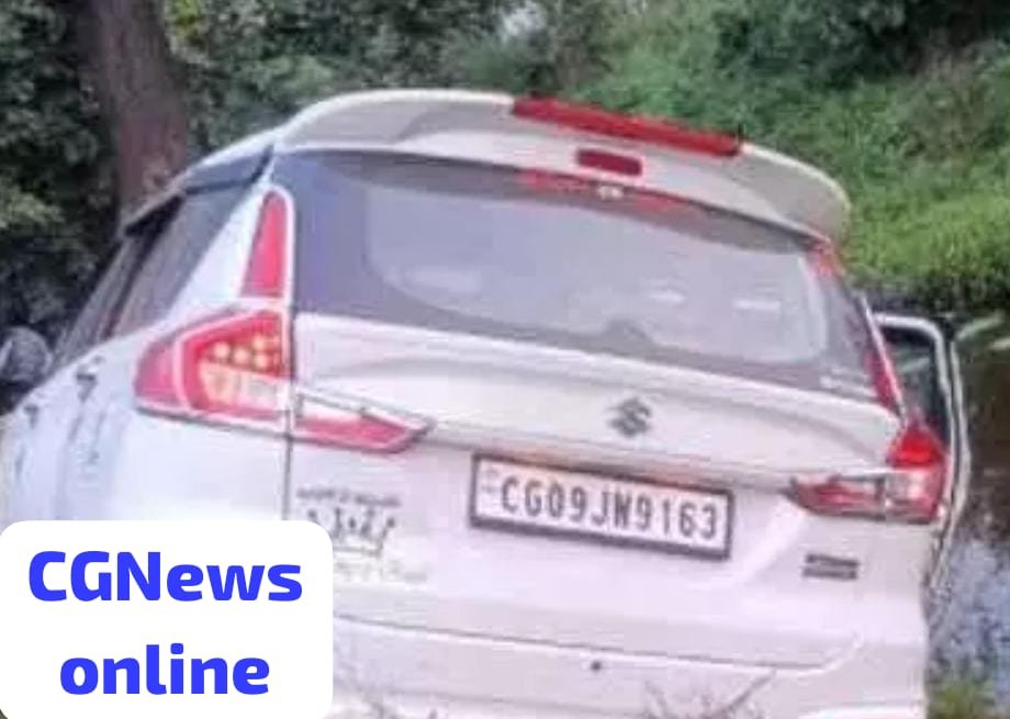 <em>कार की ठोकर से 20 फुट उछलकर नहर में जा गिरा सायकल सवार 🛑 मौके पर ही तोड़ दिया दम 🛑 कार सवार आधा दर्जन घायल</em>