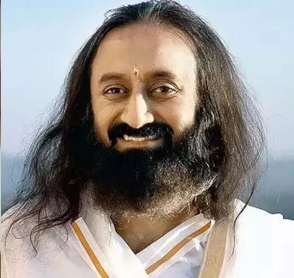 <em>सोचना भी नासमझी…’, सनातन खत्म करने के उदयनिधि के बयान पर बोले श्रीश्री रविशंकर</em>
