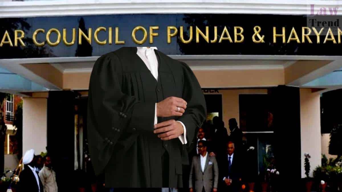 <em>वकील को प्रताड़ित करने के आरोप में 3 पुलिस अधिकारियों की गिरफ्तारी के बाद बार काउंसिल ऑफ पंजाब एंड हरियाणा ने हड़ताल ली वापस</em>