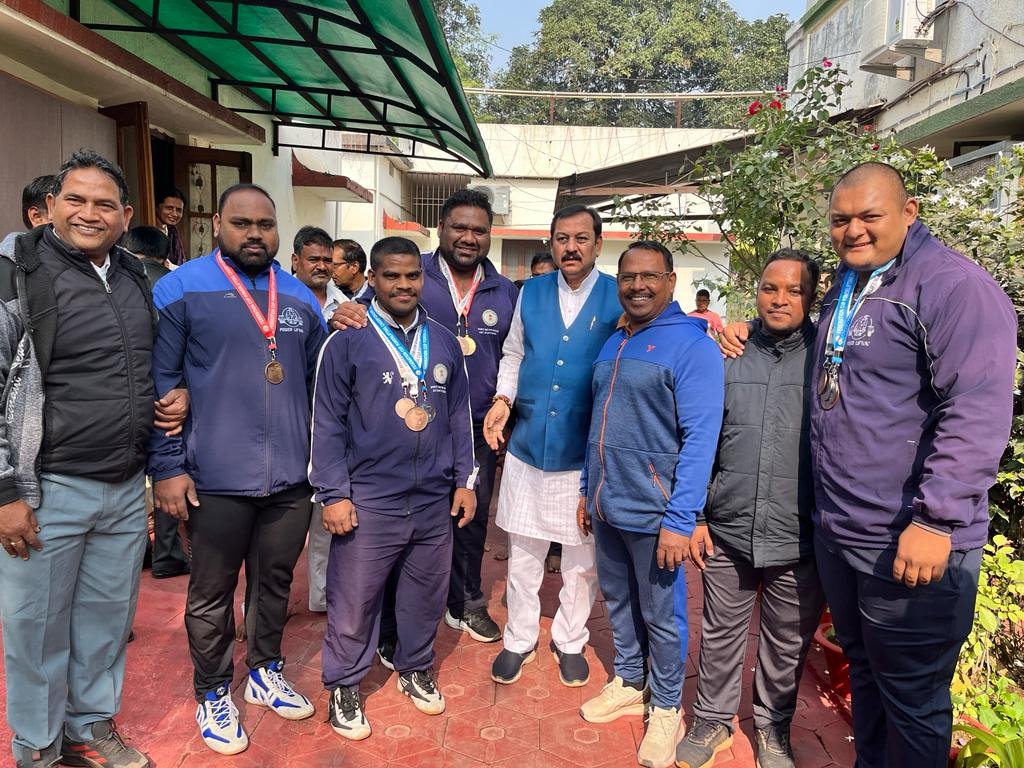 <em>छत्तीसगढ़ के पॉवर लिफ्टरों ने एक स्वर्ण दो रजत एवं 7 कांस्य पदक से जीतकर बनाया नया कीर्तिमान</em>