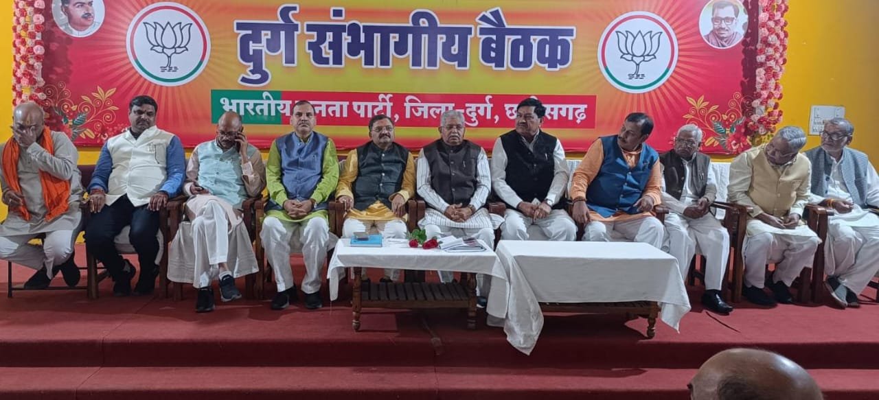 <em>आस्था स्पेशल ट्रेन में दुर्ग रेलवे स्टेशन से इस तारीख को रामलला के दर्शन के लिए रवाना होगा पहला जत्था, जिला और मंडल की अयोध्या राममंदिर दर्शन समिति करेगी दर्शनार्थियों का पंजीयन – धरमलाल कौशिक</em>