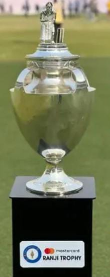 <em>विराट ने रणजी में मचाया गदर 🟪 ठोका तूफानी शतक 🟦 गेंदबाजों को दिन में दिखाई दिए तारे 🟫 25 से इंग्लैंड टीम के खिलाफ 5 टेस्ट मैचों की सीरीज</em>