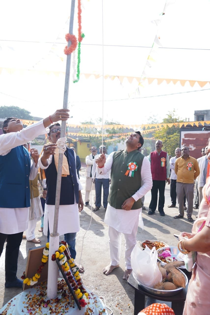 <em>संविधान रचकर हमारे गणतंत्र को राह दिखाई डॉ अंबेडकर ने – पांडे, अनेक स्थानों पर ध्वजारोहण किया भाजयुमो प्रदेश कार्यसमिति सदस्य ने</em> <em>संविधान रचकर हमारे गणतंत्र को राह दिखाई डॉ अंबेडकर ने – पांडे, अनेक स्थानों पर ध्वजारोहण किया भाजयुमो प्रदेश कार्यसमिति सदस्य ने</em>