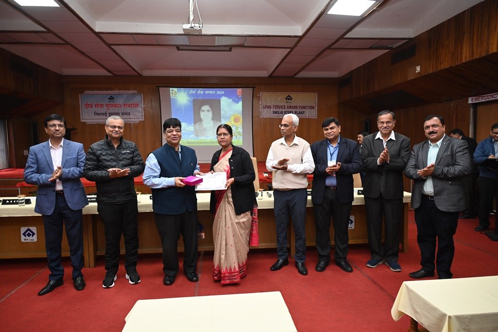 <em>सेल स्थापना दिवस-2024 पर बीएसपी के 666 कर्मचारी दीर्घ सेवा सम्मान से हुए सम्मानित</em>