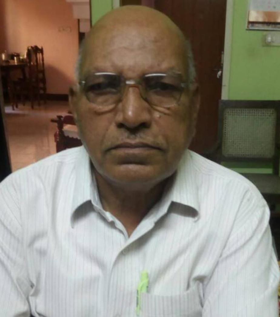 <em>सड़क हादसे में दुर्ग के कवि की मौत, एंबुलेंस ने रौंदा 🟥 दुर्ग महिंद्रा रेसार्ट के पास एक्सीडेंट</em>