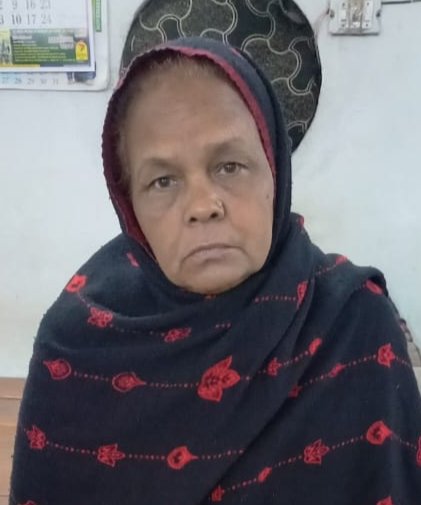 <em>नशे के कारोबार में लिप्त बुजुर्ग महिला तस्कर को वैशाली नगर पुलिस ने किया गिरफ्तार, आरोपी के पास से साढ़े 5 किलोग्राम गांजा किया जप्त</em>