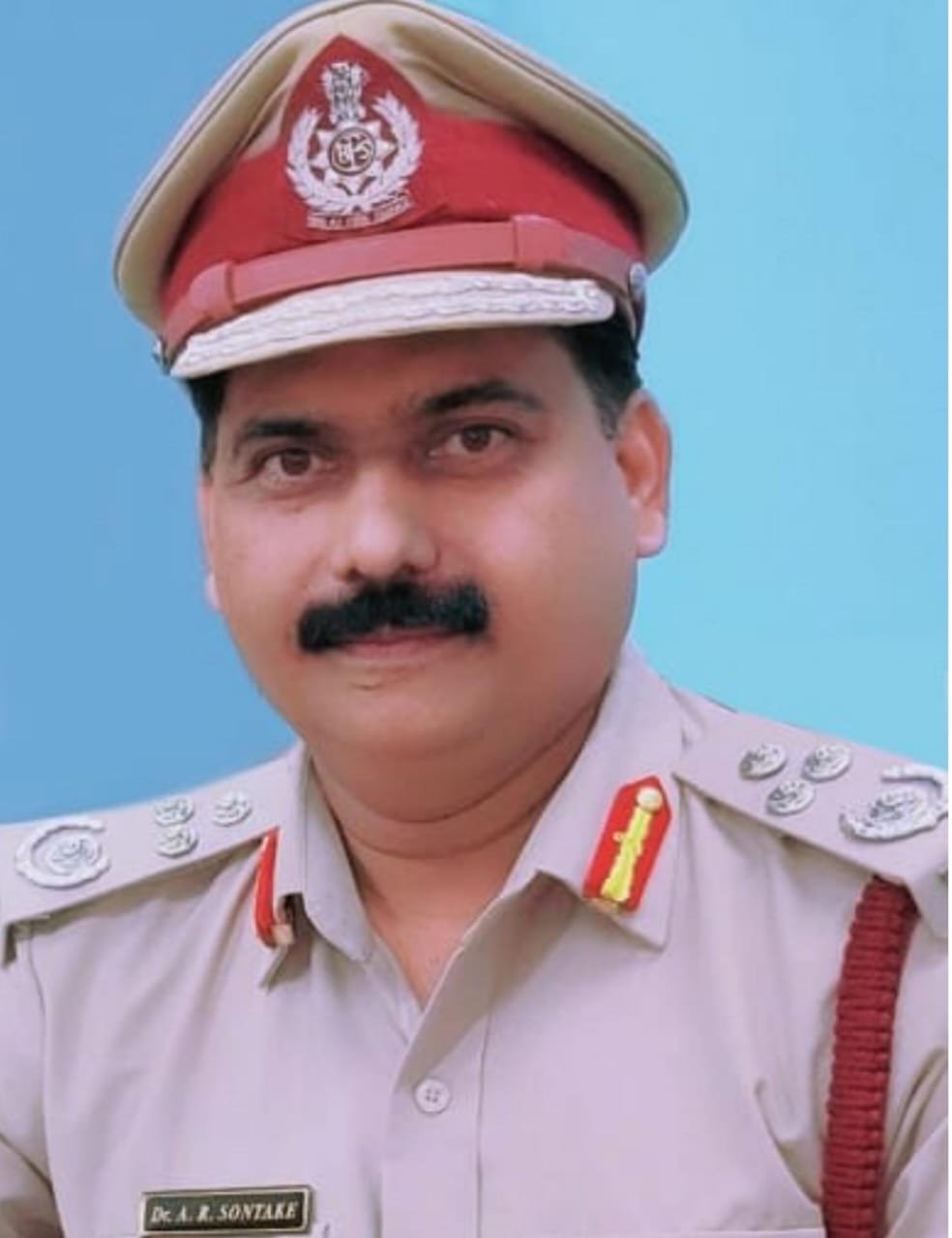 भिलाई के डॉ सोनटके को नेशनल फायर सर्विस कॉलेज, नागपुर में कार्यपालक निदेशक एवं प्रोफेसर के रूप में मिली नई जिम्मेदारी भिलाई के डॉ सोनटके को नेशनल फायर सर्विस कॉलेज, नागपुर में कार्यपालक निदेशक एवं प्रोफेसर के रूप में मिली नई जिम्मेदारी
