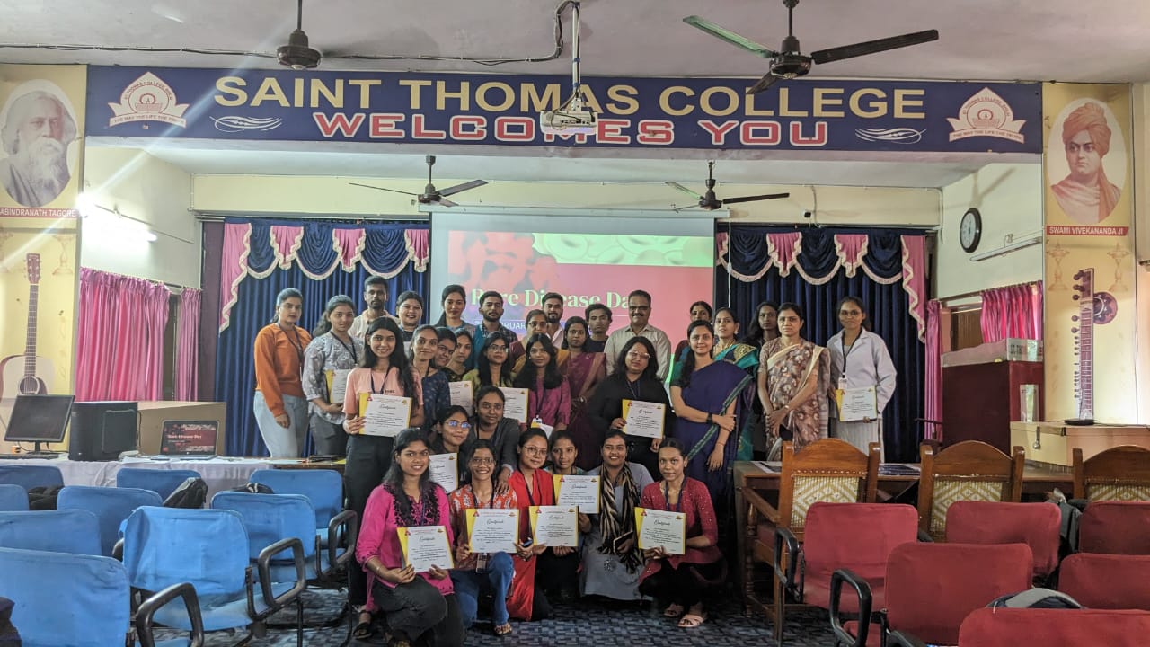 सेंट थॉमस कॉलेज, भिलाई में विश्व दुर्लभ रोग दिवस पर 26 असाध्य रोगों के संबंध में पावर पॉइंट से छात्र-छात्राओं ने दी प्रस्तुति