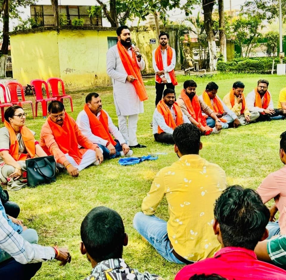 भाजयुमो चरोदा मंडल ने भिलाई -3 में किया “नमो युवा चौपाल” का किया आयोजन