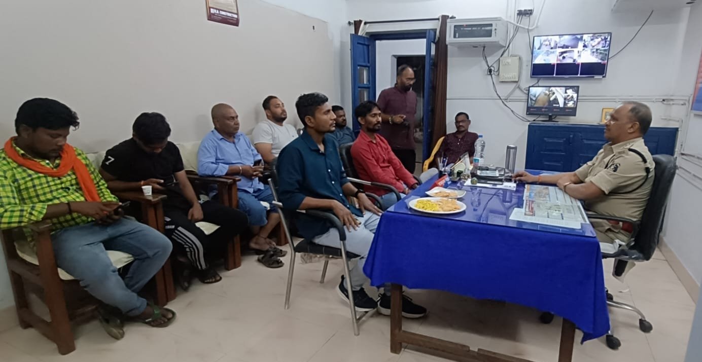 जीआरपी क्षेत्र भिलाई 3 में हुई शांति समिति की बैठक, होली पर्व शांतिपूर्ण एवं हर्सोल्लास के साथ मनाए