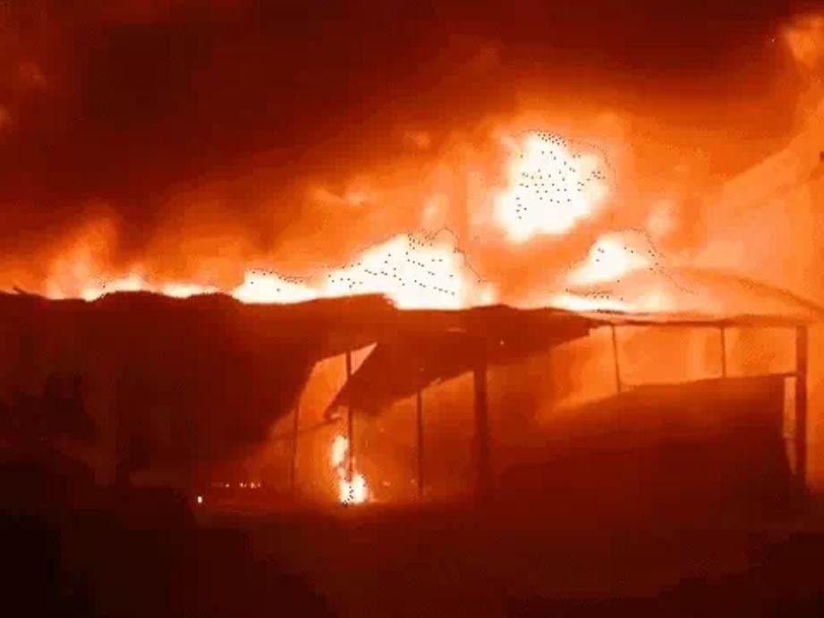 भिलाई की केमिकल कंपनी में भीषण आग पर साढ़े 5 घंटे की मशक्कत 8 गाड़ी पानी की बौछार के बाद काबू 🟥 करोड़ों के नुकसान की आशंका