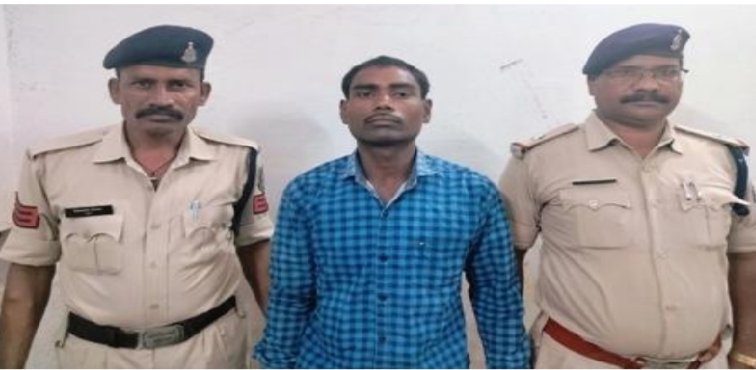 पत्नी की गला घोट की हत्या, कोठा के म्यार में लटका दी लाश, धमधा थाना पहुंच किया समर्पण, पारिवारिक विवाद बना हत्या का कारण