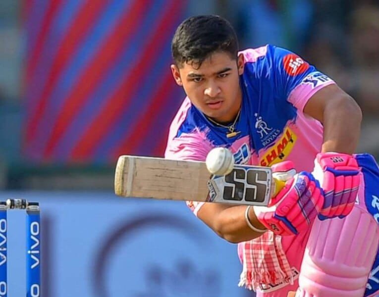 भारतीय स्टार बल्लेबाजों का करियर खाने आया 22 साल का ये खूंखार बल्लेबाज, 531 रन ठोक किया हंगामा, डेब्यू देने को राजी हुए चयनकर्ता भारतीय स्टार बल्लेबाजों का करियर खाने आया 22 साल का ये खूंखार बल्लेबाज, 531 रन ठोक किया हंगामा, डेब्यू देने को राजी हुए चयनकर्ता
