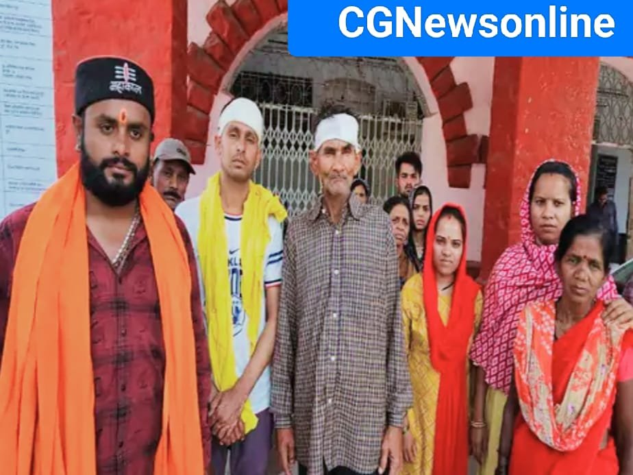 शिकायत से नाराज शराब कोचिया ने पत्थर मार बाप-बेटे का फोड़ा सिर 🛑 विडियो फुटेज लेकर पहुंचे एसपी से 🛑 कार्रवाई की लगाई गुहार