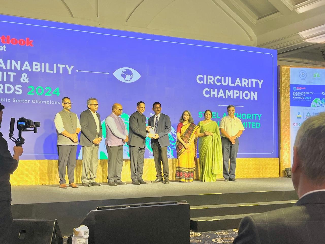 सेल को आउटलुक प्लैनेट सस्टेनेबिलिटी समिट एंड अवार्ड्स 2024 में चुना गया सर्कुलरिटी चैंपियन सेल को आउटलुक प्लैनेट सस्टेनेबिलिटी समिट एंड अवार्ड्स 2024 में चुना गया सर्कुलरिटी चैंपियन