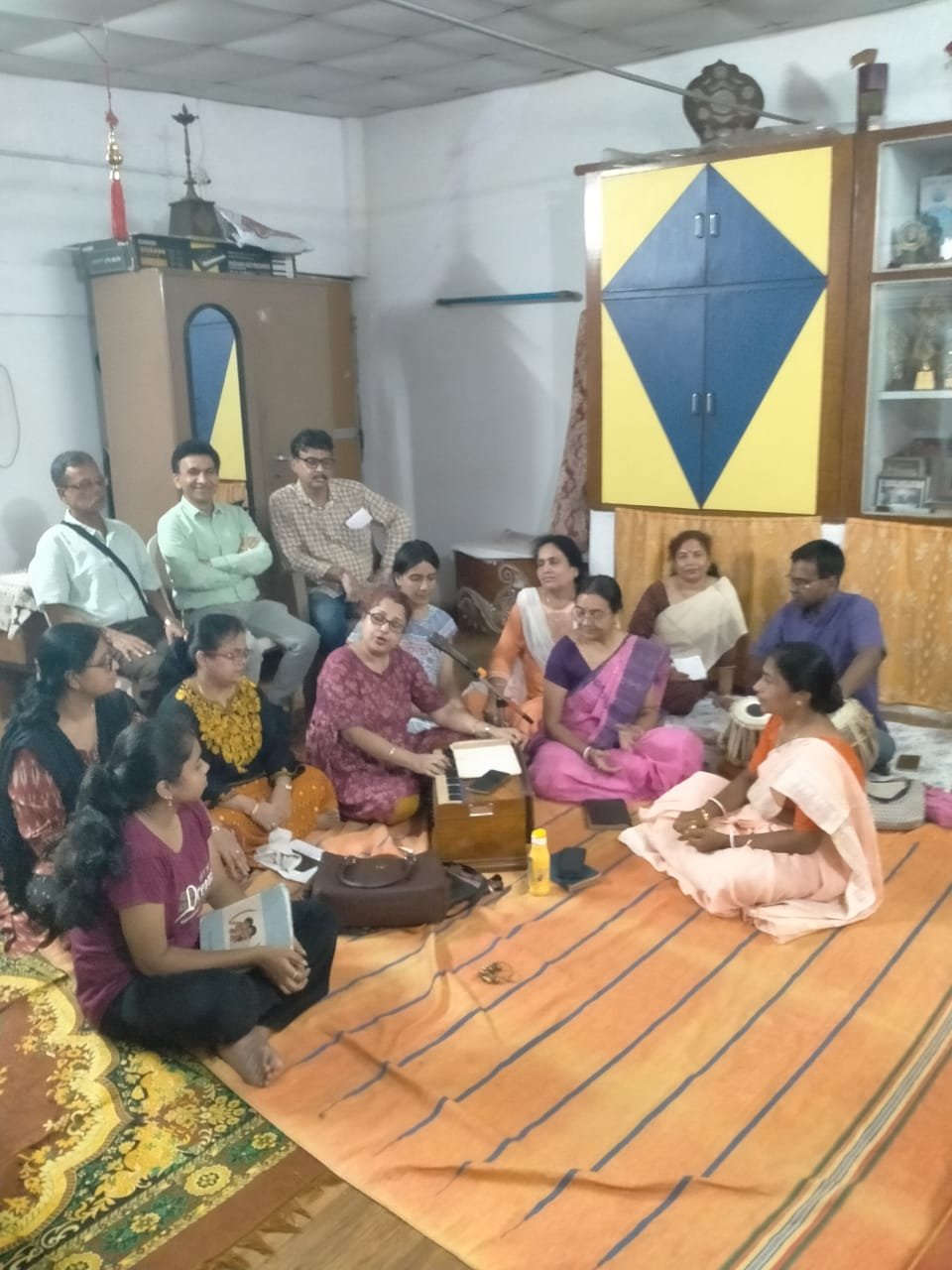 सुर-ओ-बानी समूह द्वारा 16 जून को संगीत संध्या एवं कविता पाठ के माध्यम से कवि नजरुल इस्लाम दी जाएगी श्रद्धांजलि सुर-ओ-बानी समूह द्वारा 16 जून को संगीत संध्या एवं कविता पाठ के माध्यम से कवि नजरुल इस्लाम दी जाएगी श्रद्धांजलि
