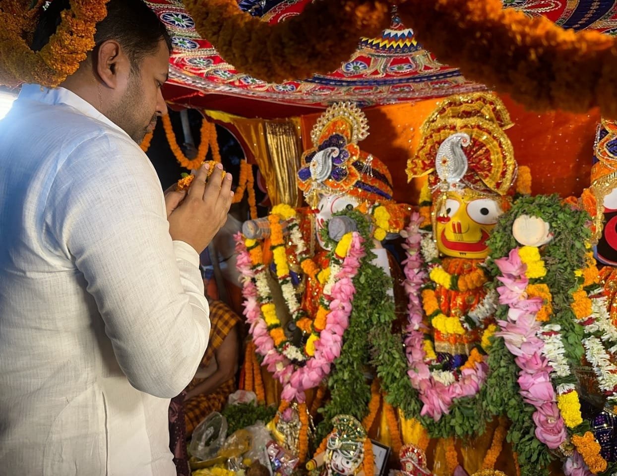 सेक्टर-4 और सेक्टर-6 रथ यात्रा में शामिल हुए मनीष 🟠 कहा-“भगवान जगन्नाथ हम सभी पर कृपा बनाए‌ रखें”