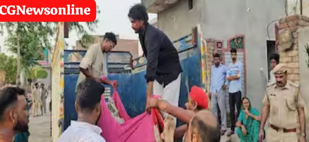 Big Breaking 🛑 “साहब, वो दूसरे मर्दों से मिलती थी’ इसलिए पत्नी को काट दिया” 🛑 हत्या कर पति पहुंचा थाना और पुलिस को सौंप दिया चाकू