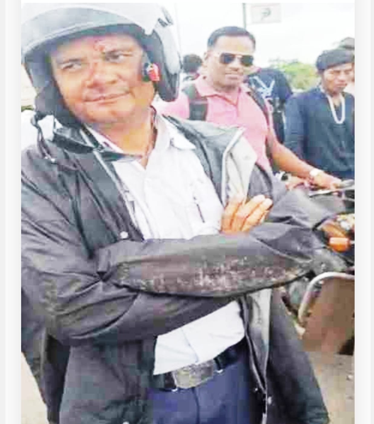 CG खबर : शराब के नशे में ट्रैफिक पुलिस का जवान, वाहनों को मारी ठोकर, मचाया उत्पात, एसपी ने किया निलंबित