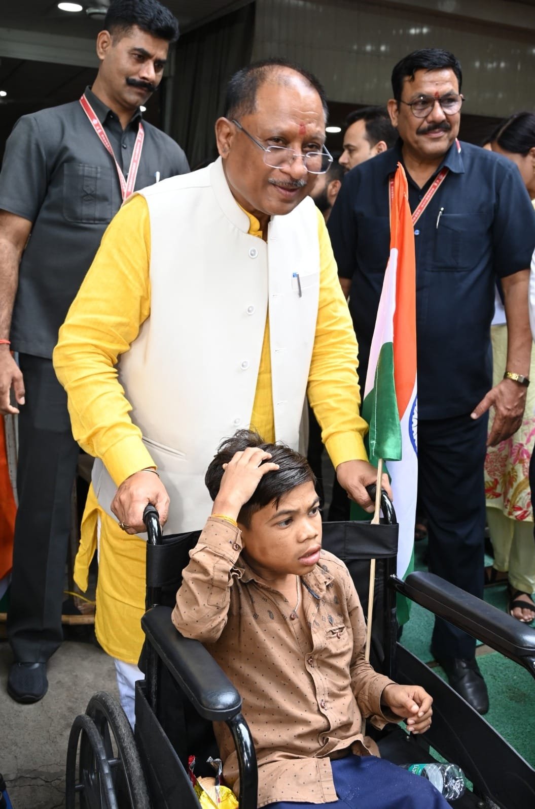 जनदर्शन : सुनहरे भविष्य की उम्मीद, दिव्यांग रूपेश को मिली पचास हजार रुपए की सहायता राशि जनदर्शन : सुनहरे भविष्य की उम्मीद, दिव्यांग रूपेश को मिली पचास हजार रुपए की सहायता राशि
