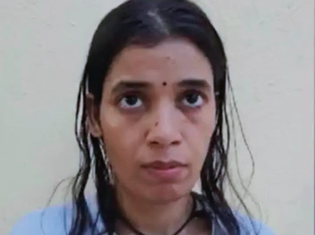 Acid attack news : आर्मी जवान पर एसिड अटैक करने वाली शादीशुदा Girlfriend गिरफ्तार 🛑 कोर्ट ने जेल भेजने के दिए आदेश