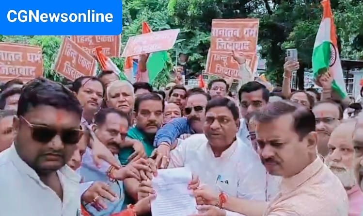 Big News : विधायक ने दरोगा को लगाई फटकार 🛑 कहा- “नजर नीचे रख” 🛑 विडियो हुआ Viral Big News : विधायक ने दरोगा को लगाई फटकार 🛑 कहा- “नजर नीचे रख” 🛑 विडियो हुआ Viral