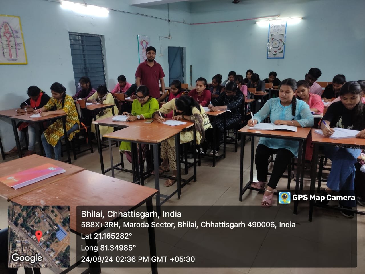 शासकीय नवीन महाविद्यालय रिसाली के अटल युवा केंद्र ने स्वर्गीय अटल जी के जीवनी पर निबंध प्रतियोगिता का किया आयोजन