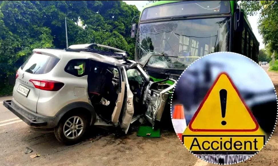 Delhi Accident: दिल्ली के अलीपुर में दर्दनाक हादसा, DTC बस से टकराई कार, ड्राइवर की मौके पर ही मौत Delhi Accident: दिल्ली के अलीपुर में दर्दनाक हादसा, DTC बस से टकराई कार, ड्राइवर की मौके पर ही मौत