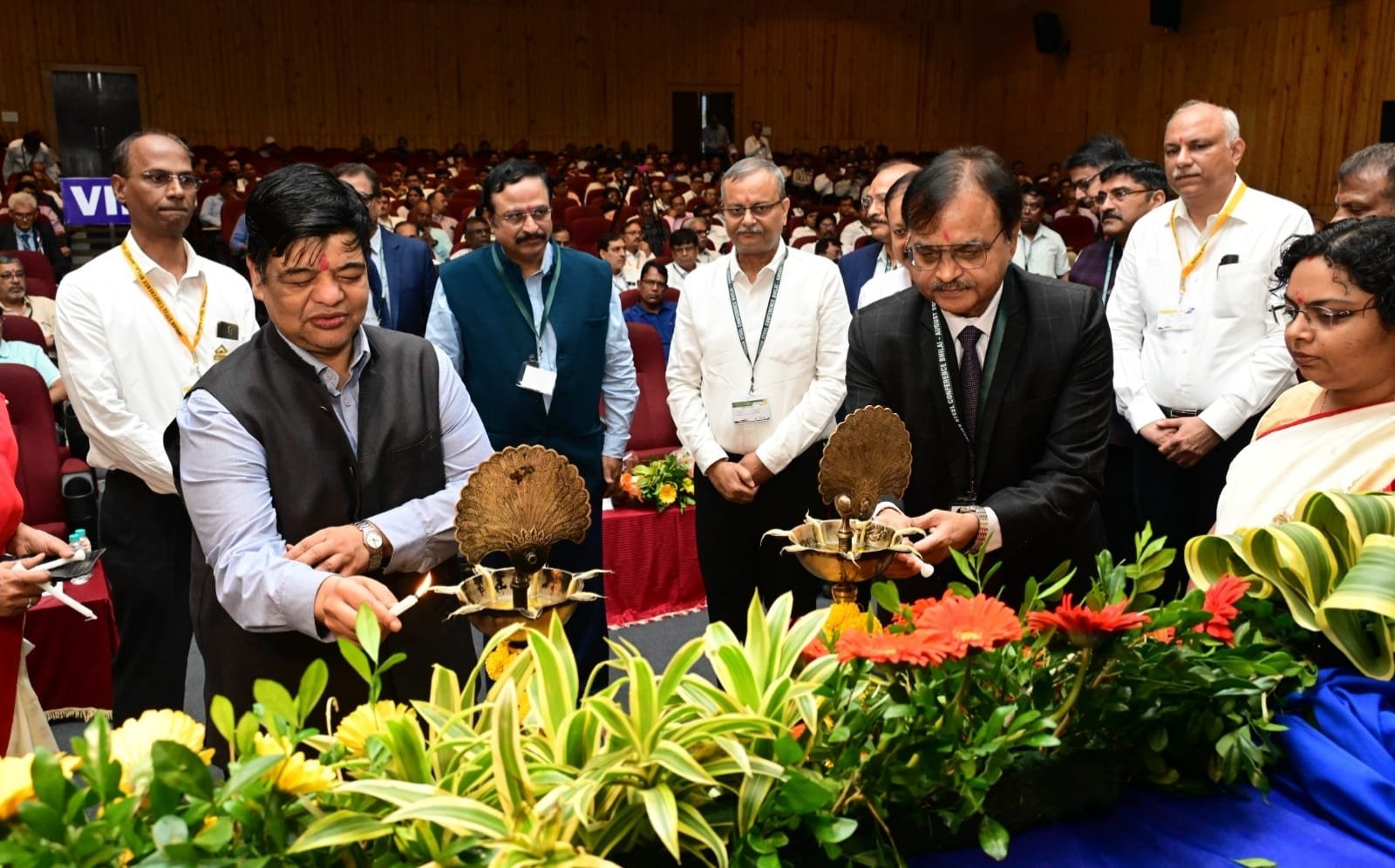शून्य कार्बन उत्सर्जन की चुनौतियों के साथ इस्पात उत्पादन के लिए नवाचार तकनीक को शामिल करें, भारतीय इस्पात सम्मेलन हुआ शुरू शून्य कार्बन उत्सर्जन की चुनौतियों के साथ इस्पात उत्पादन के लिए नवाचार तकनीक को शामिल करें, भारतीय इस्पात सम्मेलन हुआ शुरू