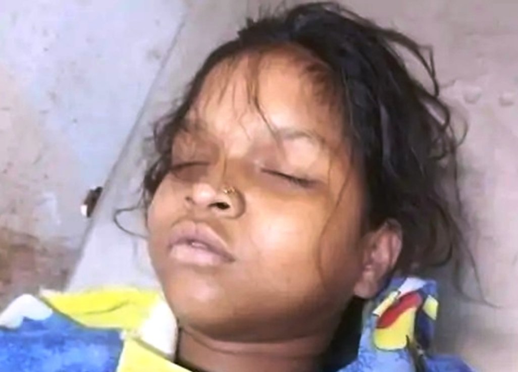 शिक्षक की झोलाछाप डॉक्टरी ने ली स्कूली छात्रा की जान, क्लीनिक किया गया सील, मामले में अपराध दर्ज