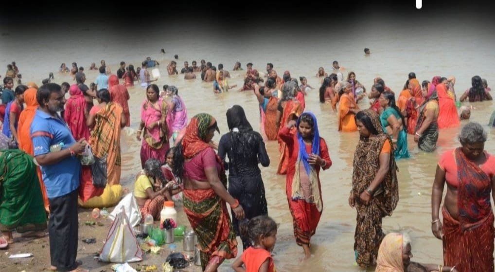बिहार के 16 जिलों के भीतर दो दिन में नदी और तालाबों में डूबने से 37 बच्चे 6 महिलाओं समेत 43 की मौत, जिउतिया पर्व के दौरान उतरे थे पानी में