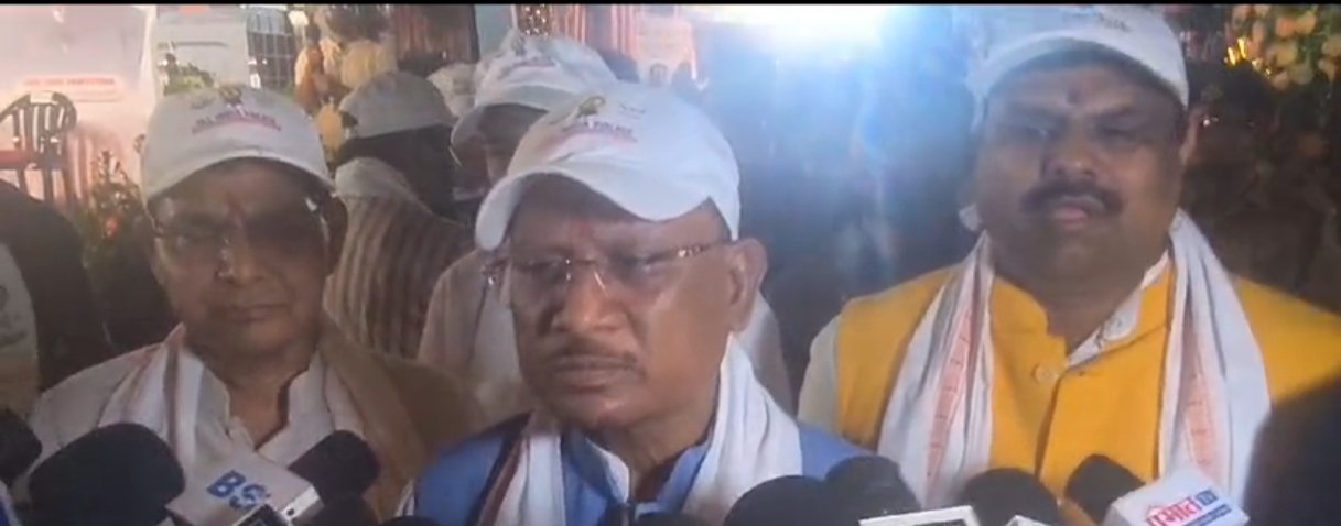 प्रधानमंत्री को प्रचार मंत्री कहने वालों को मुख्यमंत्री विष्णु देव ने बताया फ्यूज बल्ब है, जनता इन्हें उखाड़ कर फेंक चुकी है इनमें कोई दम नहीं, पुलिस क्लस्टर चैंपियनशिप का सफल आयोजन हमारा सौभाग्य