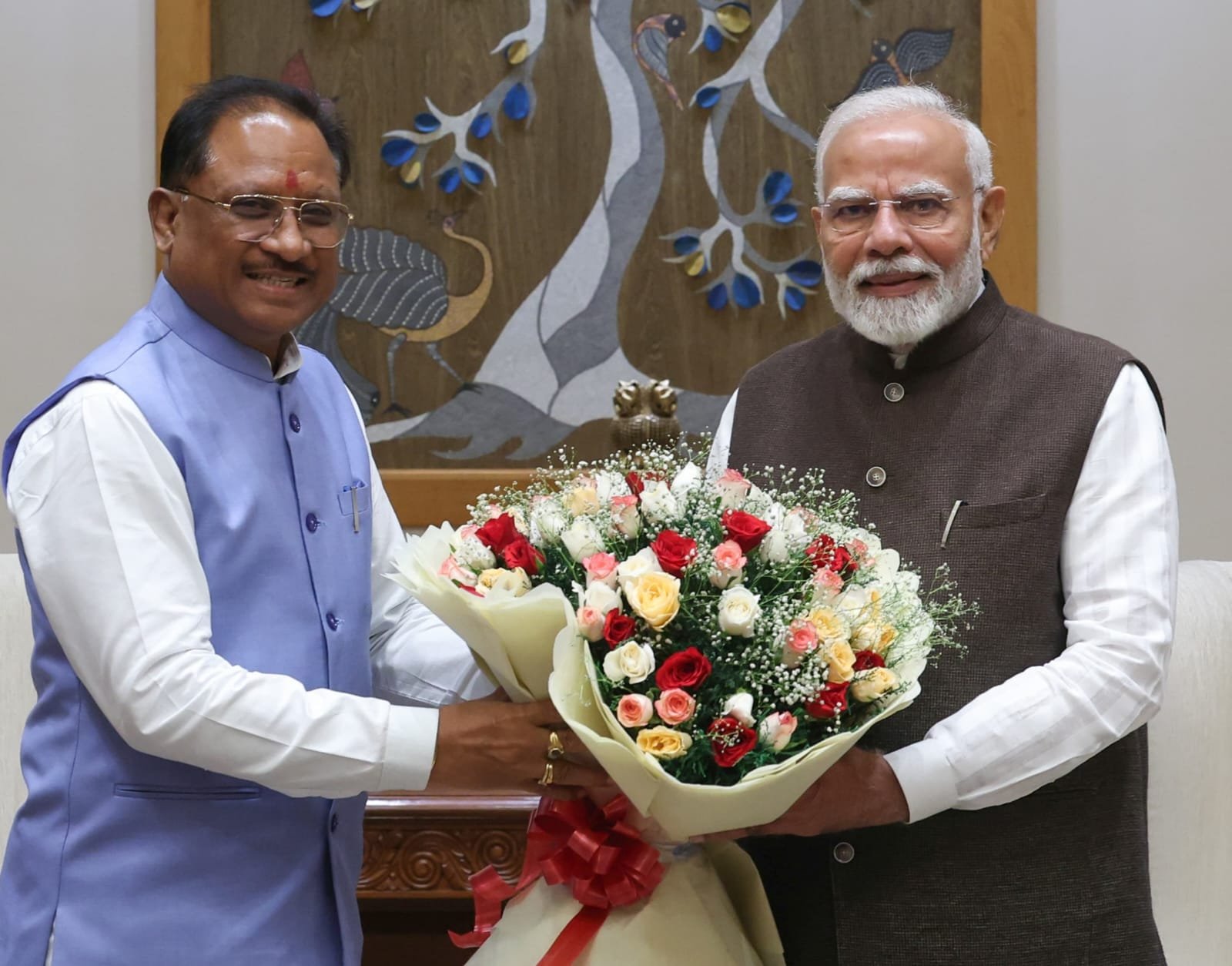 छत्तीसगढ़ की विकास यात्रा अन्य राज्यों के लिए प्रेरणा – प्रधानमंत्री, मुख्यमंत्री विष्णुदेव साय ने की पीएम से मुलाकात, राज्य की विकास योजनाओं और नक्सल उन्मूलन पर की चर्चा