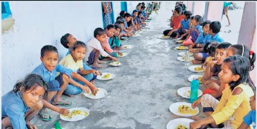 छत्तीसगढ़ में अंडे की उबाल पर बवाल 🛑 भाजपा नेता गौरीशंकर ने दी प्रतिक्रिया, कहा – “इसीलिए नहीं दिया जाता egg”