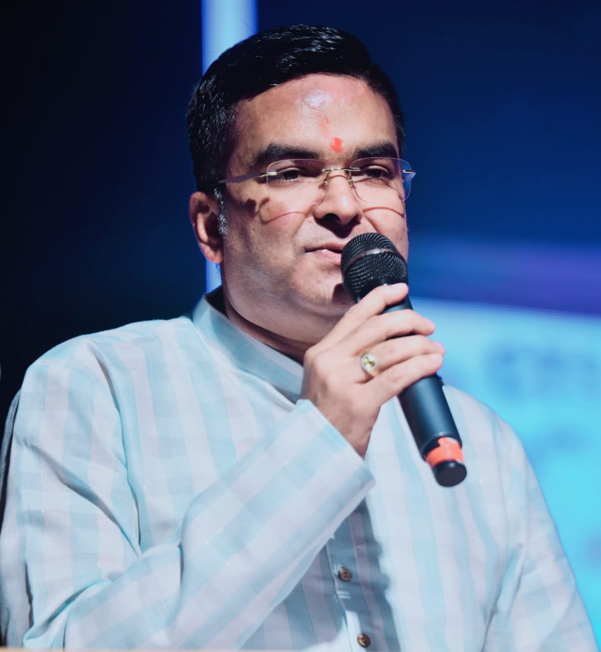 धनतेरस पर विधायक रिकेश सेन के प्रयास से 10 करोड़ के विकास कार्यों को मिली स्वीकृति, अनेक वार्ड में आरसीसी रोड, नाली निर्माण और डोम शेड