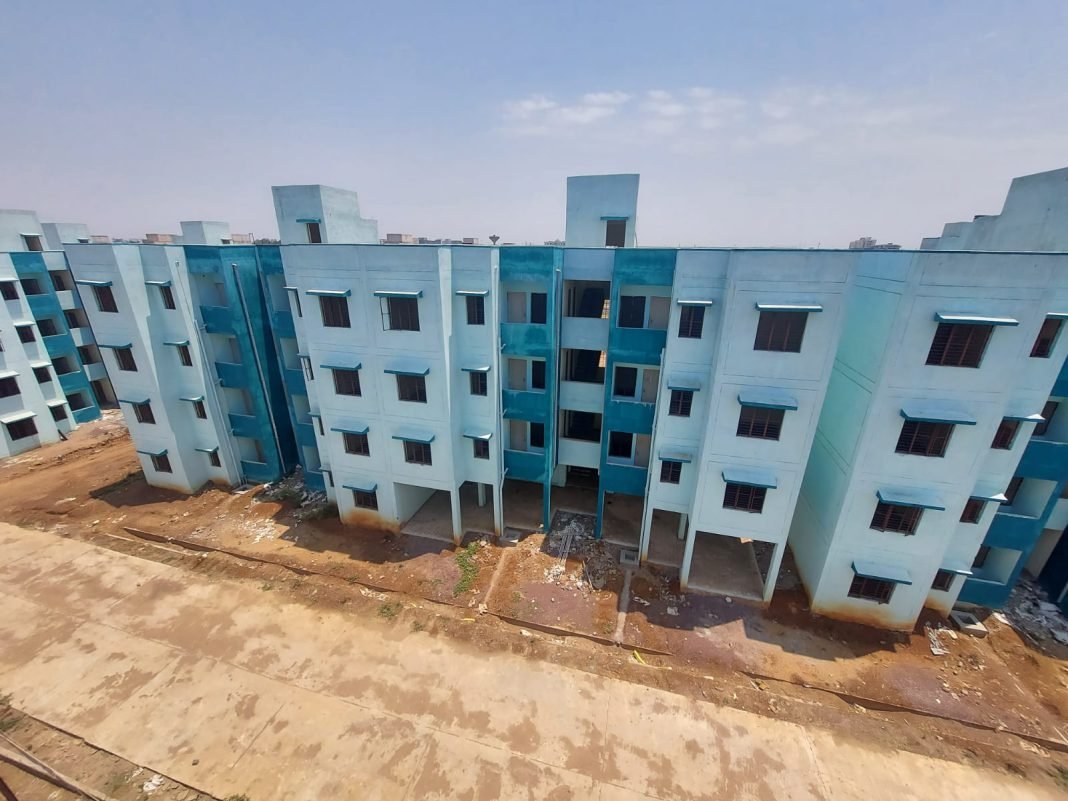 छत्‍तीसगढ़ में पीएम आवासों के लिए समय सीमा तय, साल भर के भीतर करना होगा पूर्ण