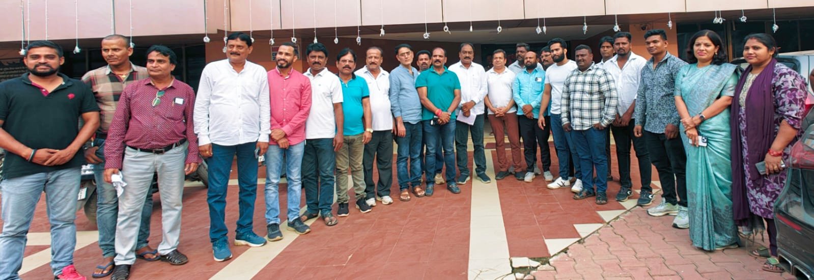 भिलाई निगम के कांग्रेस पार्षदों के साथ भेदभाव कर रही प्रदेश भाजपा सरकार, भाजपा पार्षदों के वार्ड के लिए 10 करोड़, कांग्रेस पार्षद के वार्डों के लिए फूटी कौड़ी भी नहीं भिलाई निगम के कांग्रेस पार्षदों के साथ भेदभाव कर रही प्रदेश भाजपा सरकार, भाजपा पार्षदों के वार्ड के लिए 10 करोड़, कांग्रेस पार्षद के वार्डों के लिए फूटी कौड़ी भी नहीं